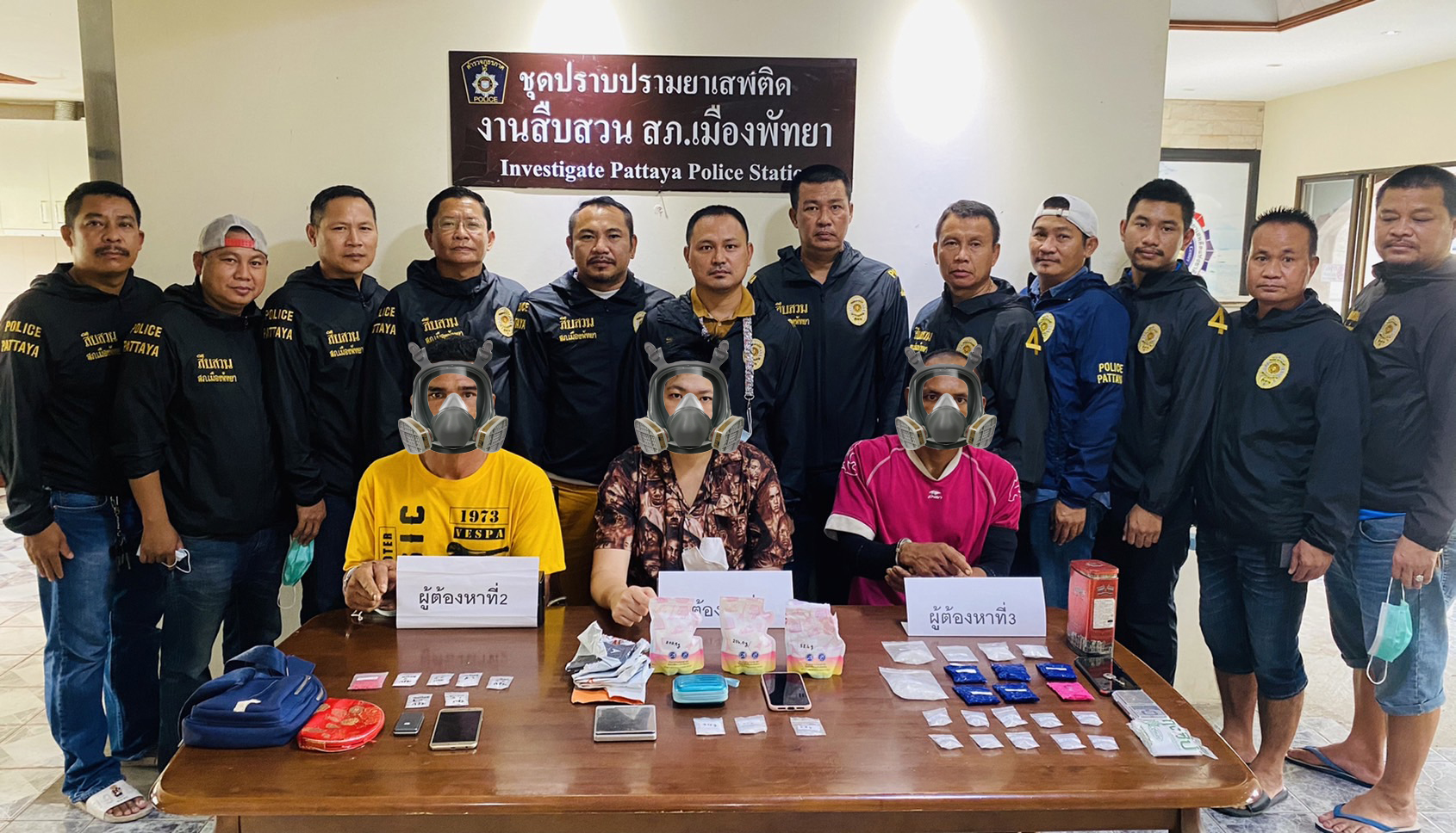 สภ.เมืองพัทยา จับขายยา ่ทำเป็นทีมไปเป็นทีม