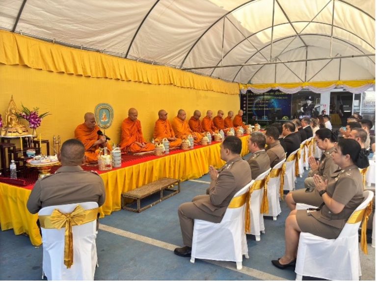 สภ.เมืองพัทยา ร่วมทำบุญอุทิศส่วนกุศลให้แก่ข้าราชการตำรวจที่เสียชีวิตจากการปฏิบัติหน้าที่ เนื่องใน  “วันตำรวจ” ประจำปี 2567